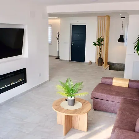 Terrazas De La Provi, Mejores Vistas ヒホン